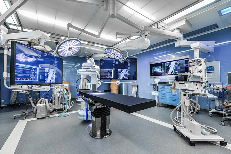 Люксембургская кардиологическая больница располагает одной из самых современных в мире гибридных операционных залов, полностью оснащенных решениями EIZO